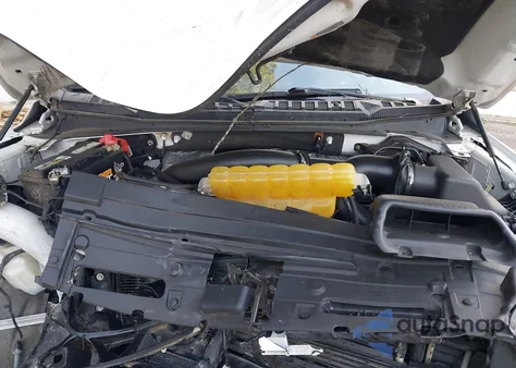 2015 Ford F150 Xlt z USA, uszkodzony, nr VIN 1FTFX1EG0FFC08905